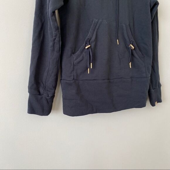 Adidas 3 Stripe back Gold toggle pullover - Picture 2 of 10